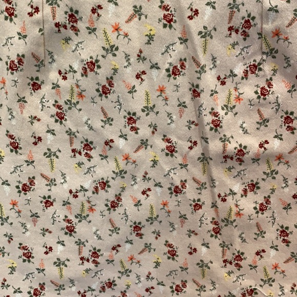 Vintage floral skirt from H&M - Picture 2 of 8
